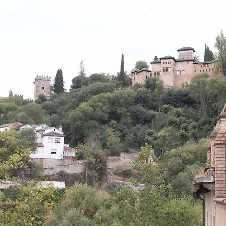 Piso Para Cuatro A Los Pies De La Alhambra Гранада Екстериор снимка